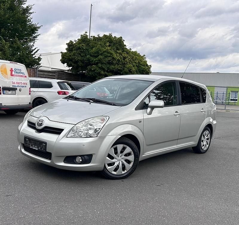 Gebraucht 2009 Toyota Corolla Verso Team Van / Kleinbus | 4.000 € (Fairer Preis) - Bild 1/4