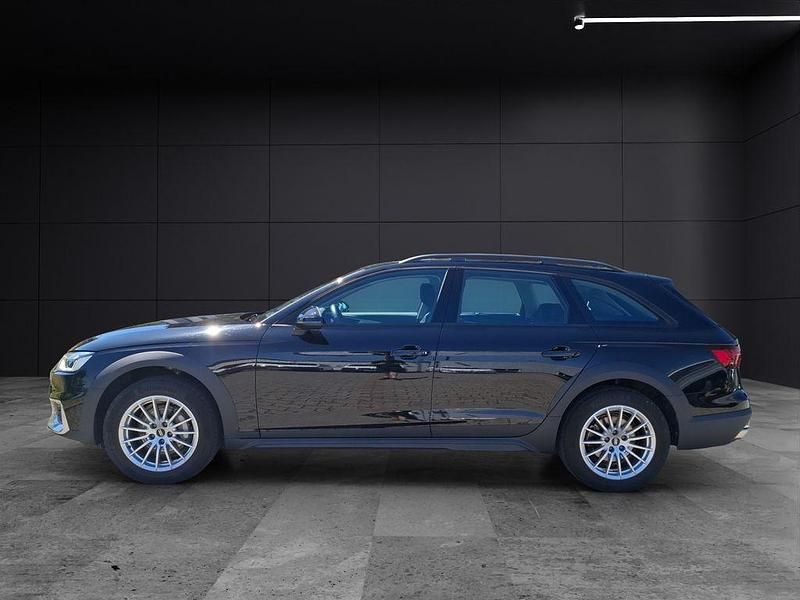 Gebraucht Audi A4 Allroad Ambiente 204 PS (150 kW) 2023 Mythosschwarz metallic Kombi