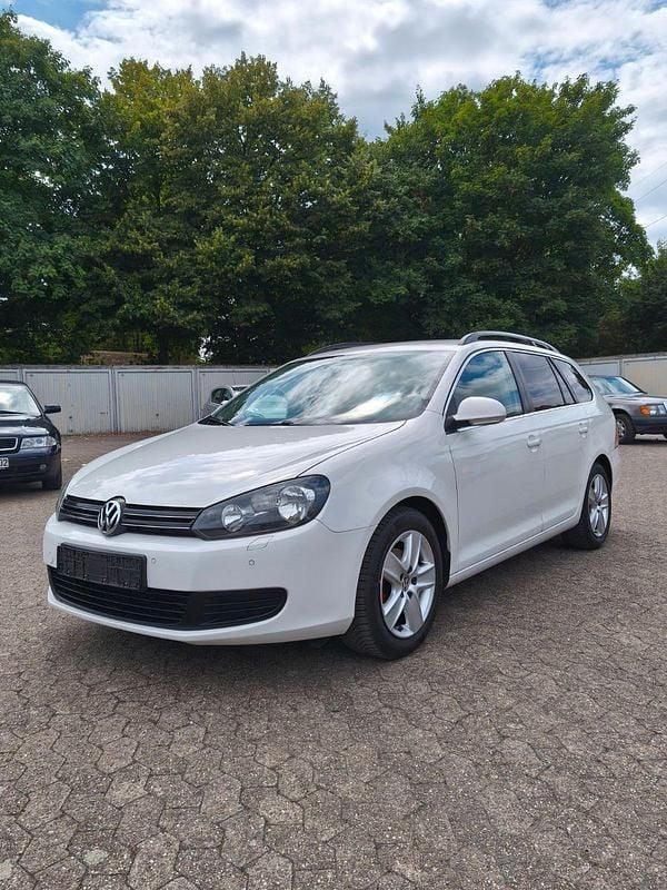 Weiß Gebraucht 2010 VW Golf VI Kombi | 3.149 € (Guter Preis) - Bild 1/4