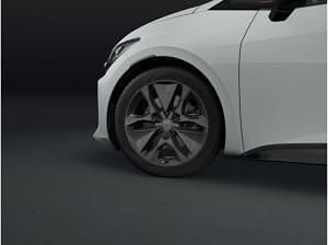 Neu Cupra Born 139 kW (190 PS) 2026 Silber (geyser silver metallic) Kleinwagen