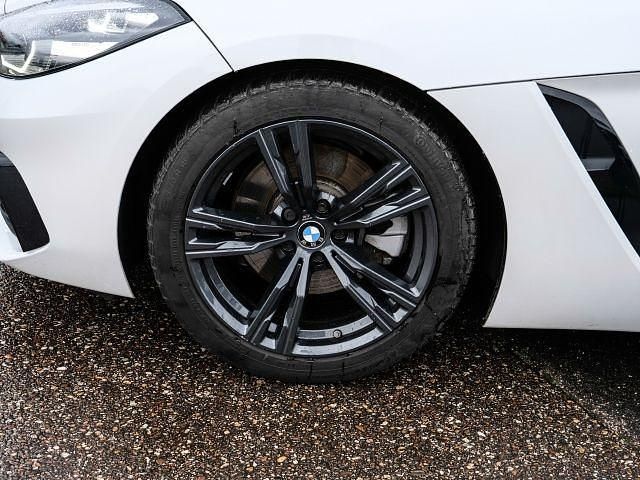 Gebraucht BMW Z4 Advantage 197 PS (144 kW) 2021 Mineralweiss metallic (metallic) Cabrio