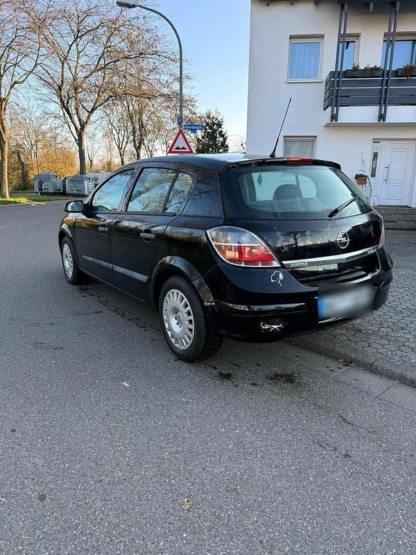 Schwarz Gebraucht 2009 Opel Astra Eco Kleinwagen | 1.750 € (Fairer Preis) - Bild 1/4