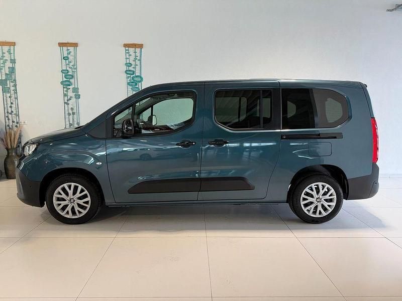 Neu Fiat Doblò Tech 102 PS (75 kW) 2026 632 schwarz metallic Van / Kleinbus