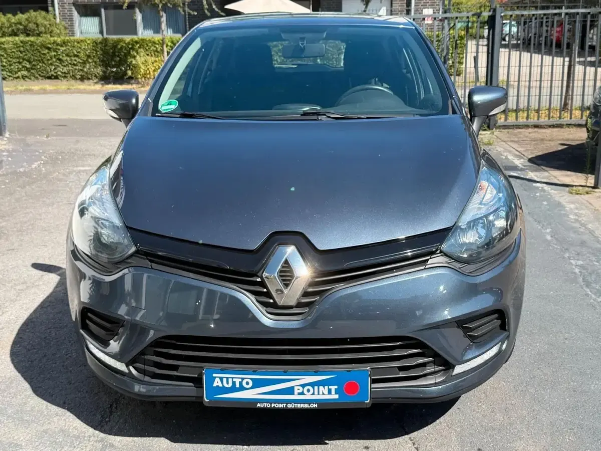Gebraucht Renault Clio IV 73 PS (53 kW) 2017 Grau Kleinwagen