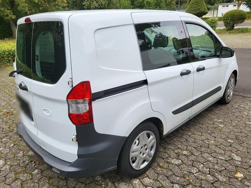 Gebraucht Ford Transit 101 PS (74 kW) 2018 Kombi