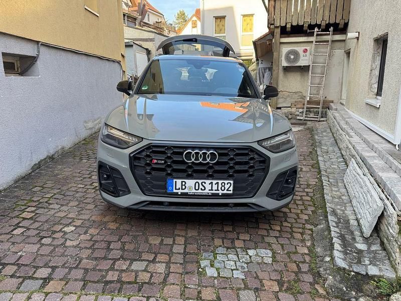 Grau Gebraucht 2021 Audi SQ5 Comfort SUV | 37.000 € (Fairer Preis) - Bild 1/4