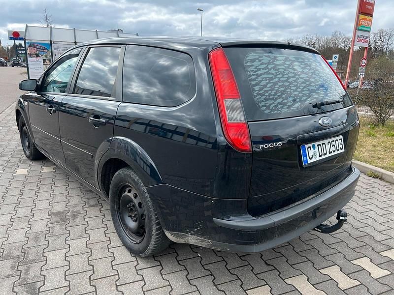 Gebraucht Ford Focus 109 PS (80 kW) 2007 Schwarz Kombi