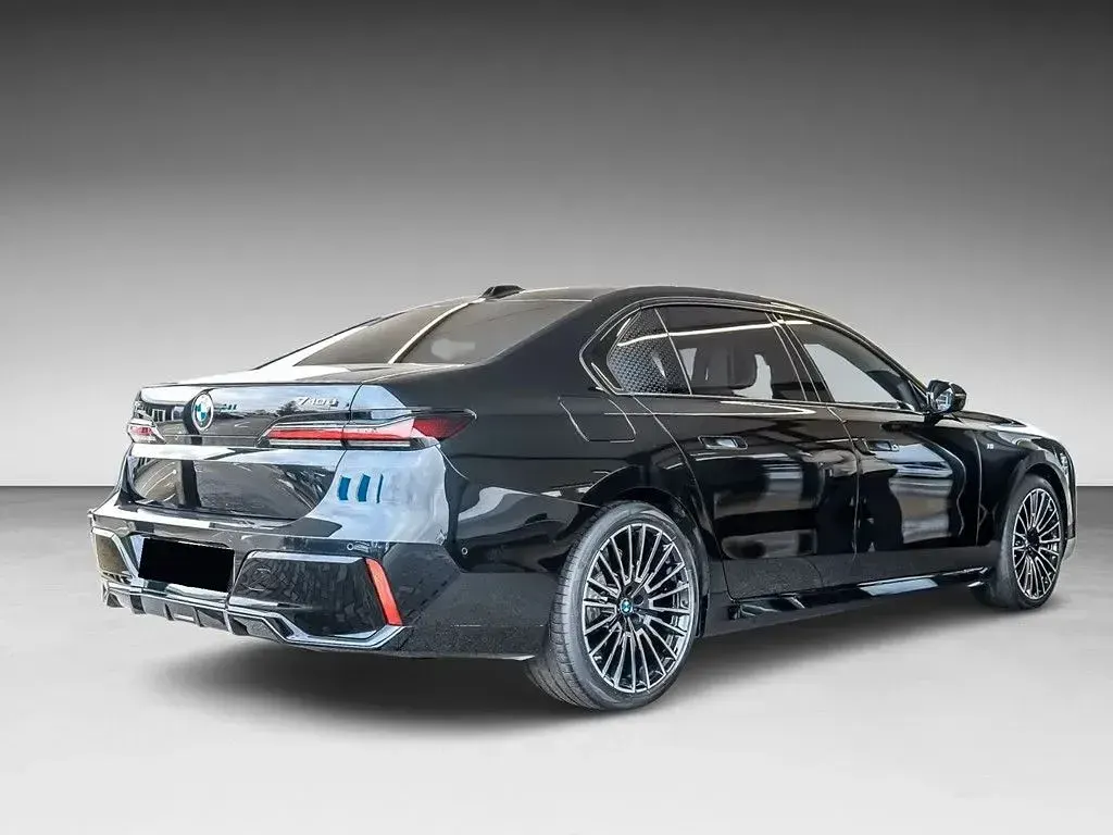 Gebraucht BMW 740 Performance 299 PS (219 kW) 2025 Limousine