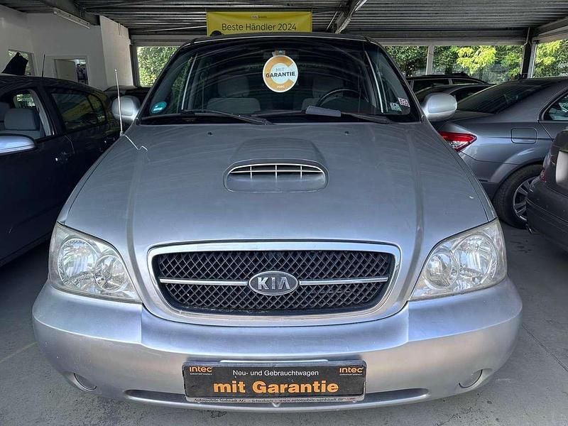 Stahlsilbermet. Gebraucht 2005 Kia Carnival EX Van / Kleinbus | 3.450 € (Etwas zu teuer) - Bild 1/4