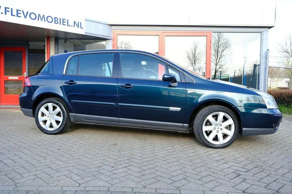 Gebraucht Renault Vel Satis Expression 163 PS (119 kW) 2003 Grün Kleinwagen