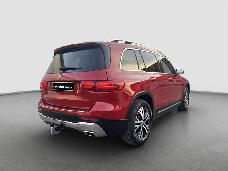 Gebraucht Mercedes GLB220 190 PS (139 kW) 2024 Manufaktur lack manufaktur pat SUV