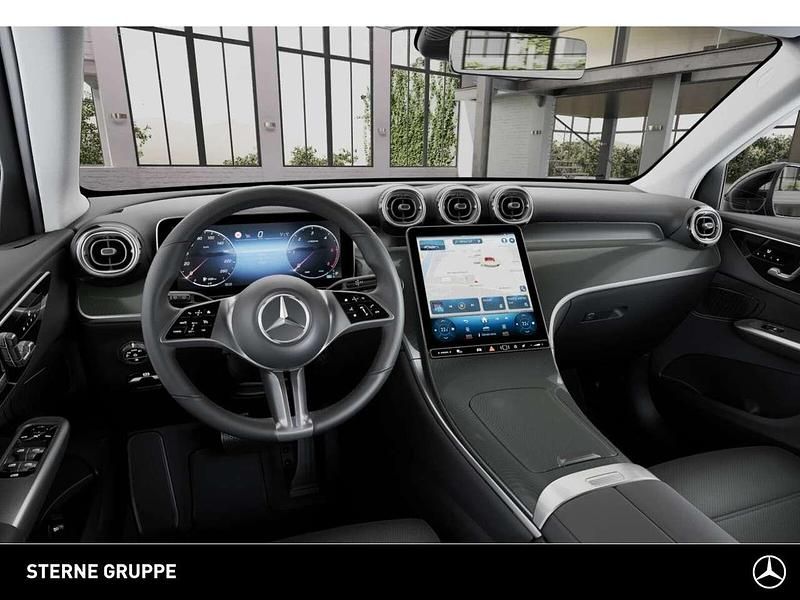 Gebraucht Mercedes GLC220 197 PS (144 kW) 2025 Lack obsidianschwarz SUV