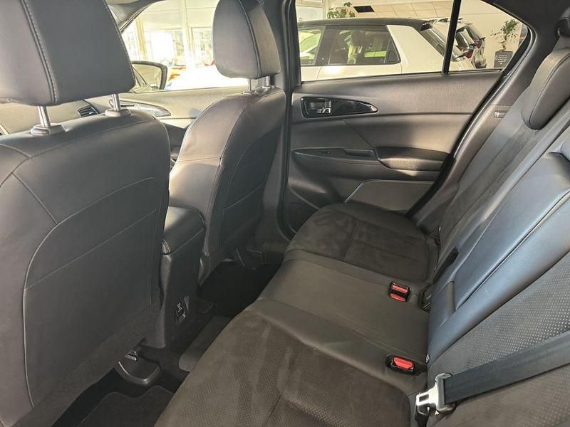 Gebraucht Mitsubishi Eclipse Cross Plus 188 PS (138 kW) 2022 Platinumgrau SUV