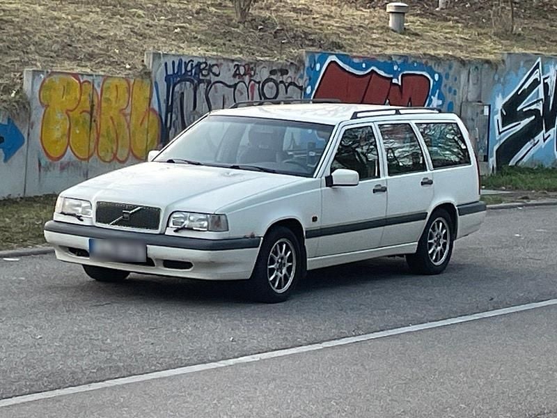 Gebraucht Volvo 850 144 PS (105 kW) 1995 Weiß Kombi