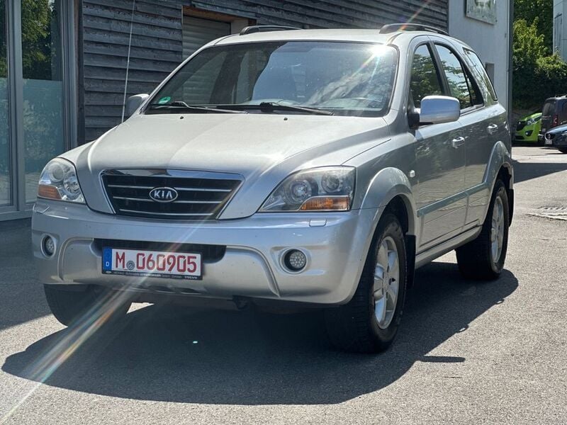 Silber Gebraucht 2009 Kia Sorento 3 SUV | 3.990 € (Guter Preis) - Bild 1/4