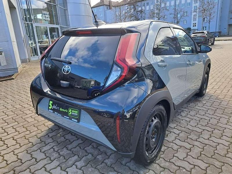 Gebraucht Toyota Aygo X Pulse 72 PS (52 kW) 2024 Urban khaki / night SUV