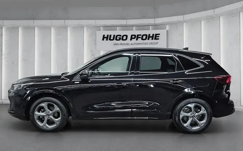 Gebraucht Ford Kuga ST-Line 186 PS (136 kW) 2025 Schwarz SUV