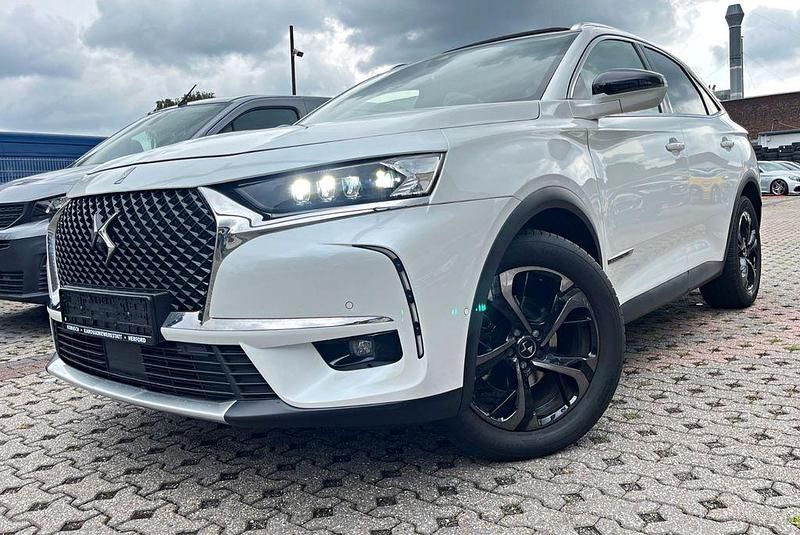 Weiß Gebraucht 2018 DS Automobiles DS7 Crossback So Chic SUV | 20.498 € (Teuer) - Bild 1/4
