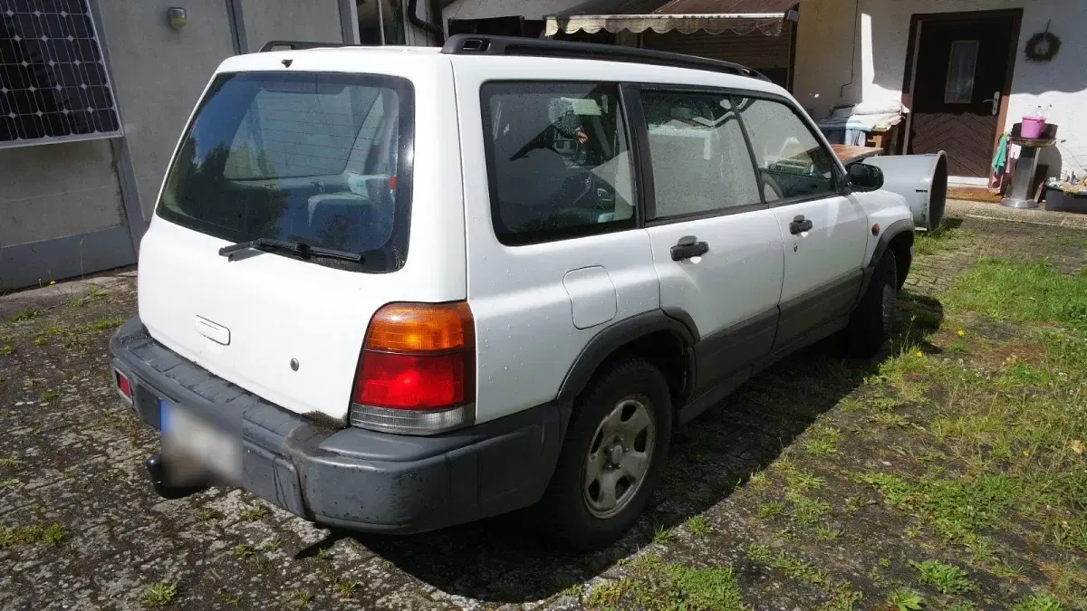 Gebraucht Subaru Forester 122 PS (89 kW) 2000 Weiß SUV