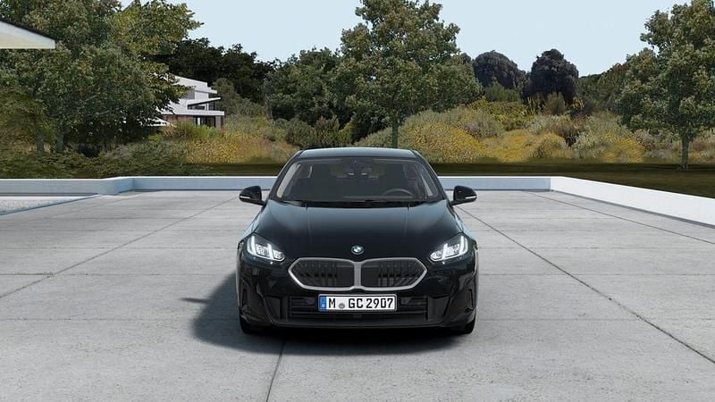 Neu BMW 216 122 PS (89 kW) 2026 Schwarz Coupé
