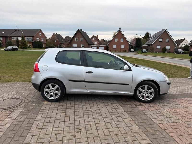 Gebraucht VW Golf 75 PS (55 kW) 2005 Grau Coupé