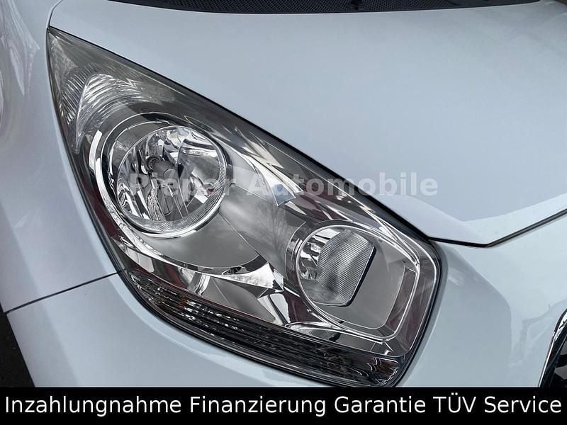 Gebraucht Kia Venga DREAM-TEAM Edition 90 PS (66 kW) 2017 Weiß Kleinwagen