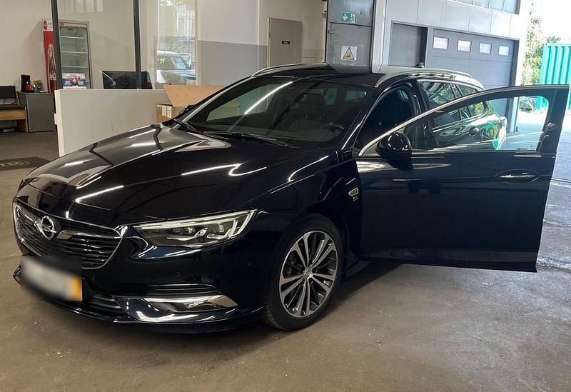 Blau Gebraucht 2017 Opel Insignia OPC Kombi | 17.700 € (Fairer Preis) - Bild 1/4