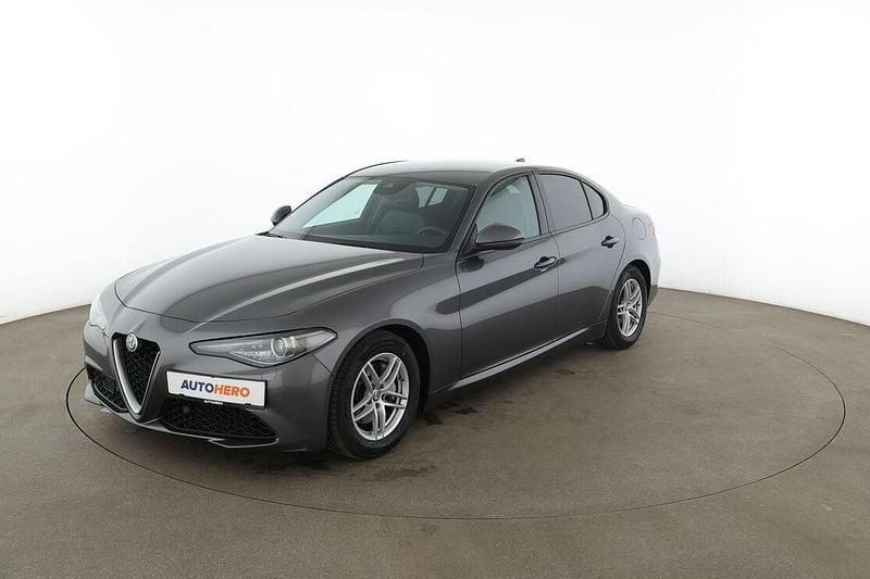 Gebraucht Alfa Romeo Giulia Super 150 PS (110 kW) 2017 Grau Limousine