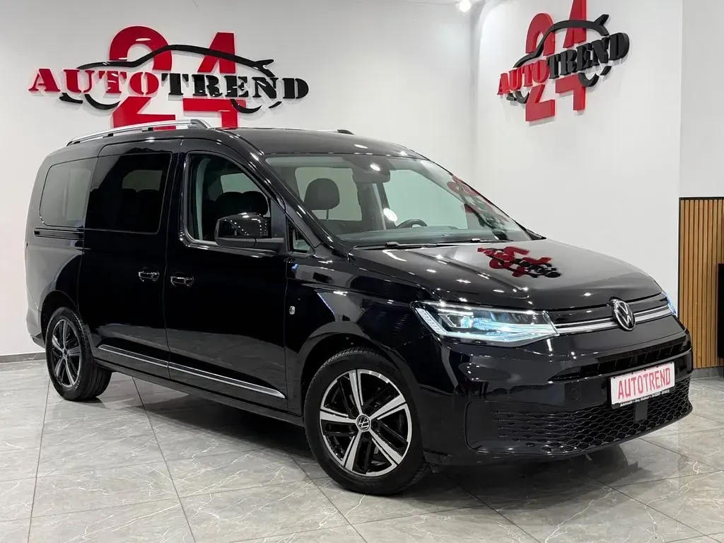 Używany VW Caddy Maxi Style 122 KM (89 kW) 2023 Czarny Minivan