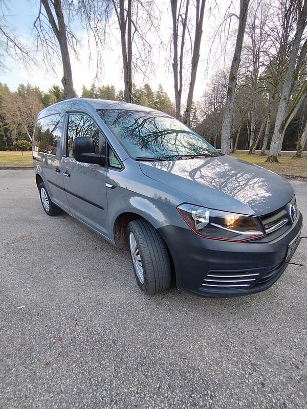 Second-hand VW Caddy 122 CP (89 kW) 2019 Gri Monovolum