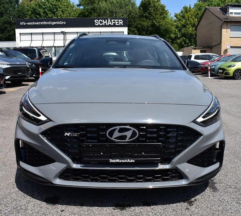 Neu Hyundai i30 N Line 140 PS (102 kW) 2025 Grau Kombi