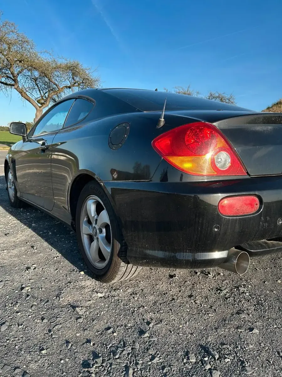 Gebraucht Hyundai Coupé 167 PS (122 kW) 2004 Schwarz Coupé