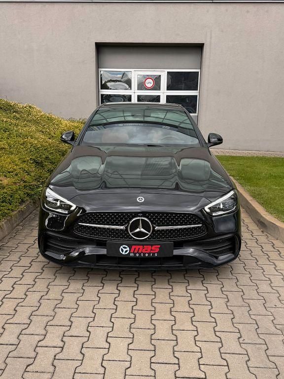 Schwarz Neu 2025 Mercedes C200 Premium Plus Limousine | 70.500 € - Bild 1/4