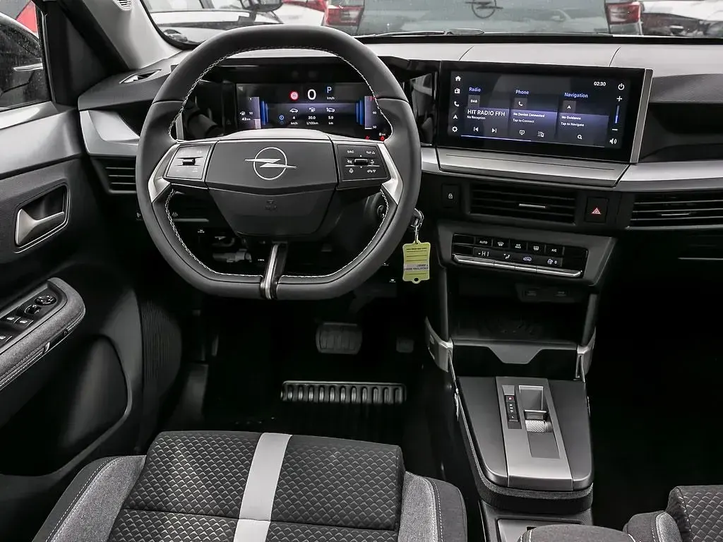 Neu Opel Frontera 145 PS (106 kW) 2026 Weiß SUV
