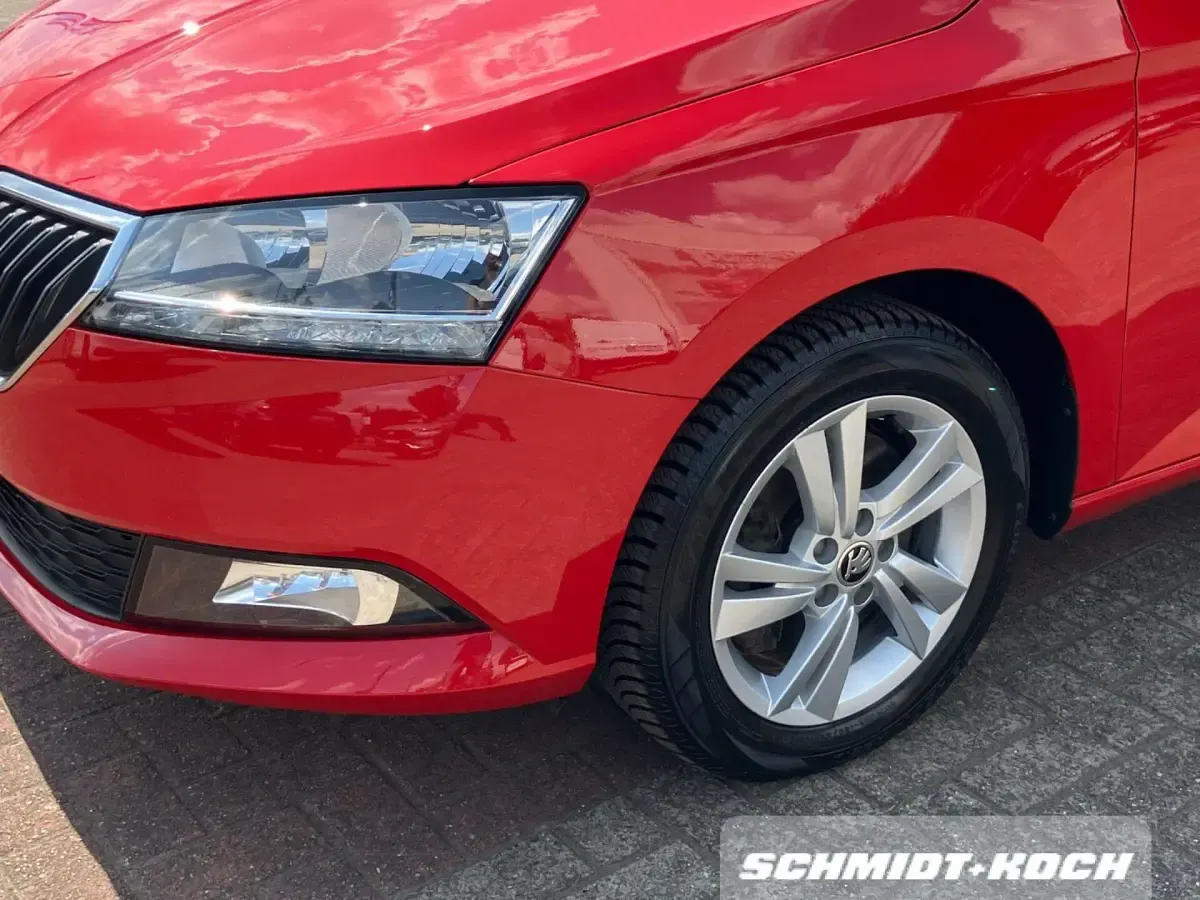 Gebraucht Skoda Fabia Ambition 95 PS (69 kW) 2021 Corridarot (rot) Kleinwagen