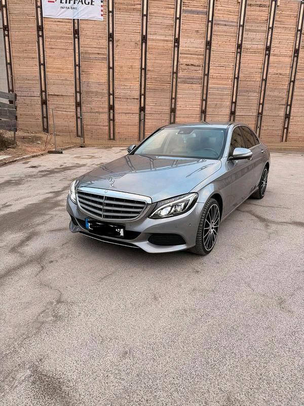 Gebraucht Mercedes C400 333 PS (244 kW) 2015 Grau Limousine