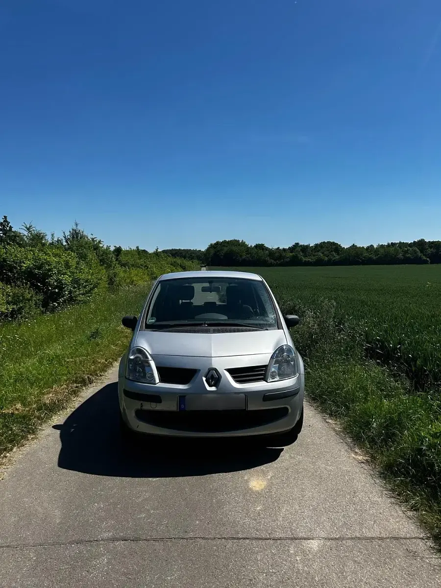 Gebraucht Renault Modus 75 PS (55 kW) 2006 Silber Van / Kleinbus