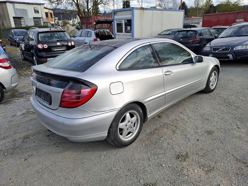 Gebraucht Mercedes C200 163 PS (119 kW) 2001 Coupé