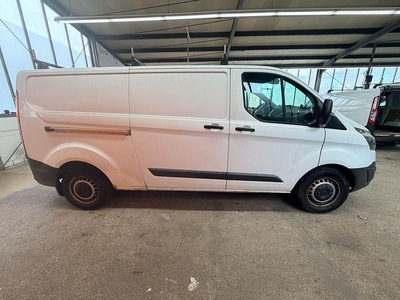 Gebraucht Ford Transit Custom 131 PS (96 kW) 2016 Weiß Van / Kleinbus