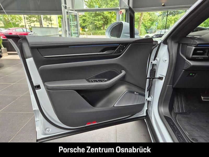 Gebraucht Porsche Macan Turbo 469 kW (639 PS) 2025 Grau SUV