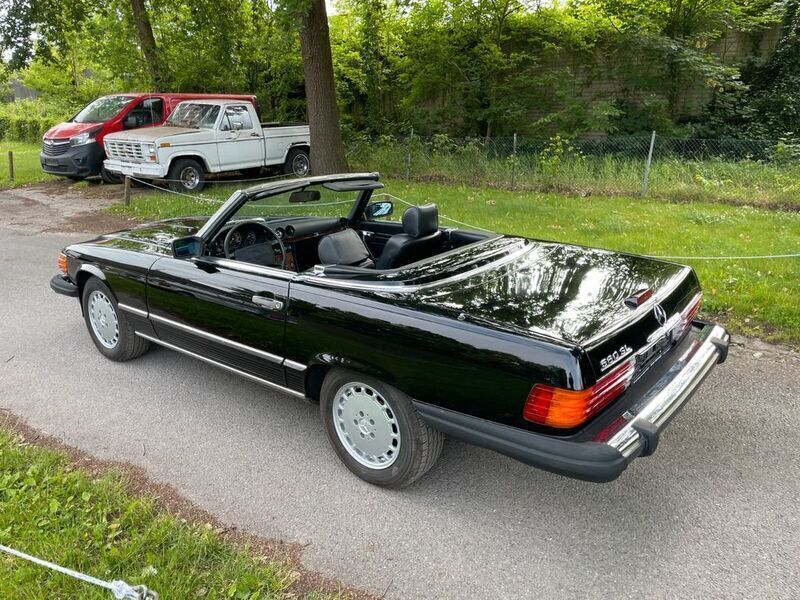 Gebraucht Mercedes 560 231 PS (169 kW) 1989 Schwarz Cabrio