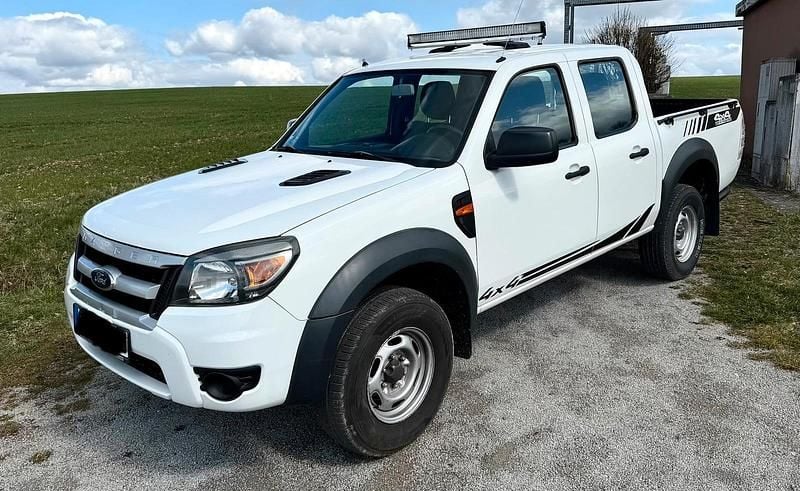 Gebraucht Ford Ranger XLT 143 PS (105 kW) 2011 Weiß Pickup