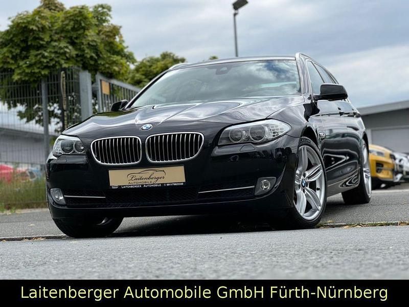 Gebraucht BMW 528 Sport Line 245 PS (180 kW) 2012 Schwarz Kombi