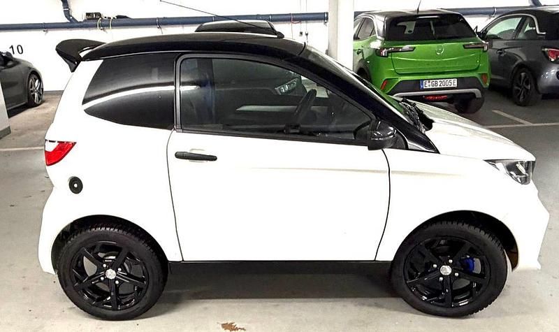 Weiß Gebraucht 2022 Aixam City GTO Kleinwagen | 14.900 € - Bild 1/4