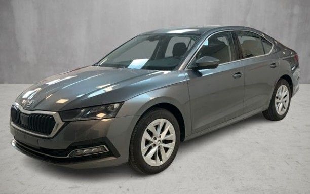 Grau graphitegrau metallic (metallic) Gebraucht 2023 Skoda Octavia Style Limousine | 23.980 € (Guter Preis) - Bild 1/4