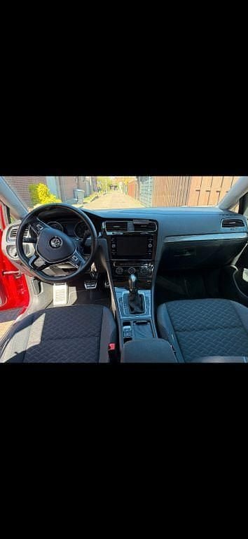 Rot Gebraucht 2018 VW Golf VII Join Limousine | 15.000 € (Guter Preis) - Bild 1/4
