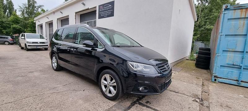 Schwarz Gebraucht 2017 Seat Alhambra Style Van / Kleinbus | 18.700 € (Superpreis) - Bild 1/4