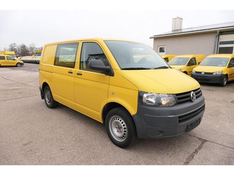 Usata VW Transporter 84 CV (61 kW) 2011 Giallo Furgone