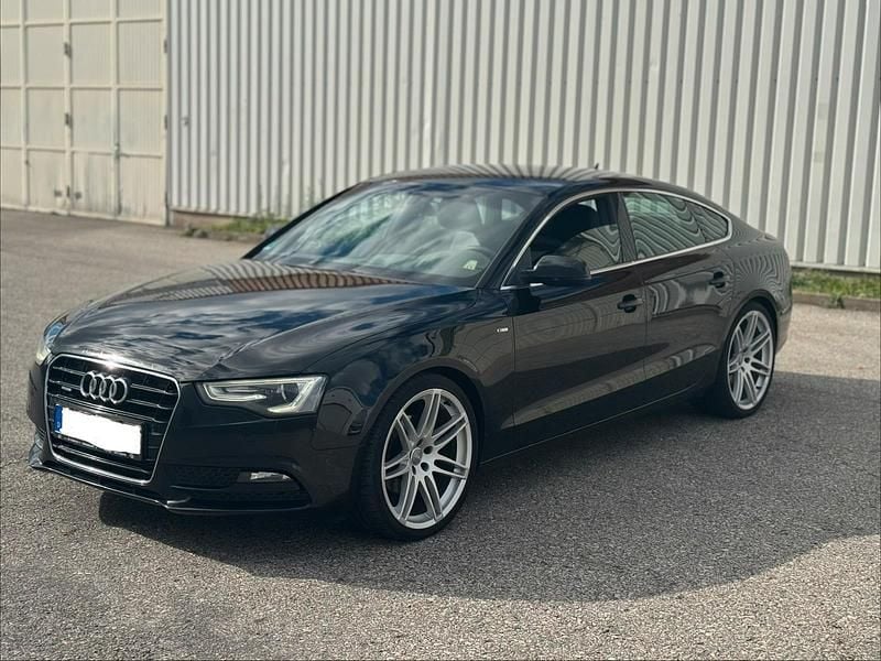 Schwarz Gebraucht 2013 Audi A5 S-Line Limousine | 7.999 € - Bild 1/4