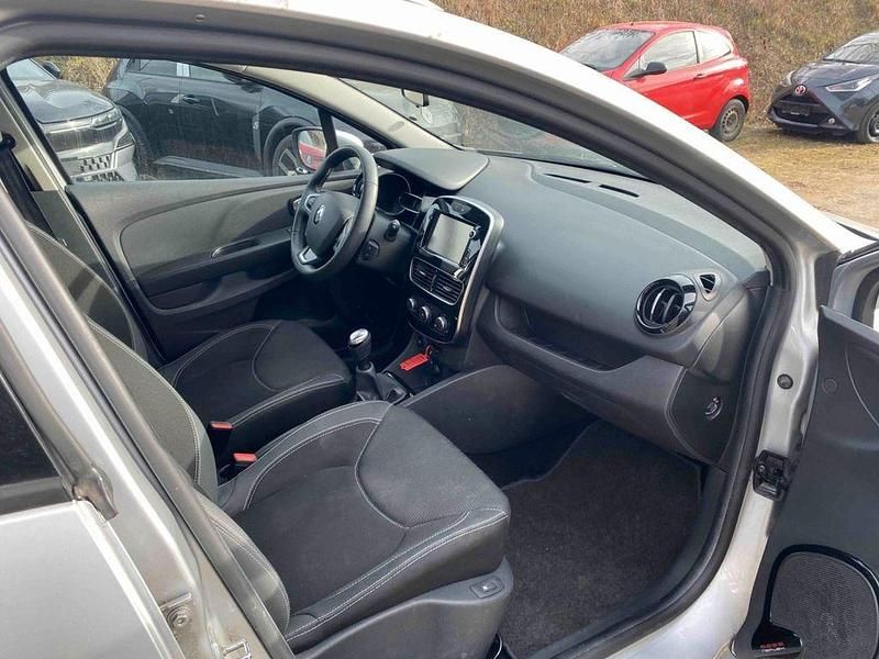 Gebraucht Renault Clio IV Bose Edition 90 PS (66 kW) 2017 Grau Limousine